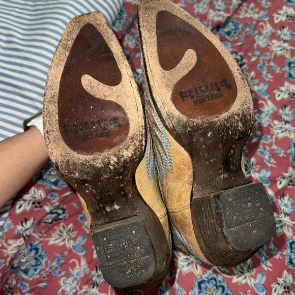 Corral Cowgirl Boots - Picture 3 of 5